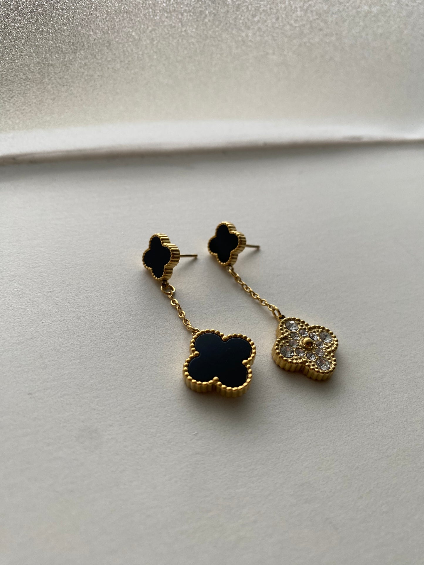 Clover Earrings Diamonds