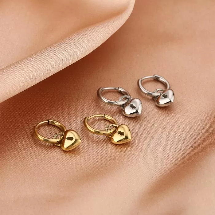 Heart Clasp Earring