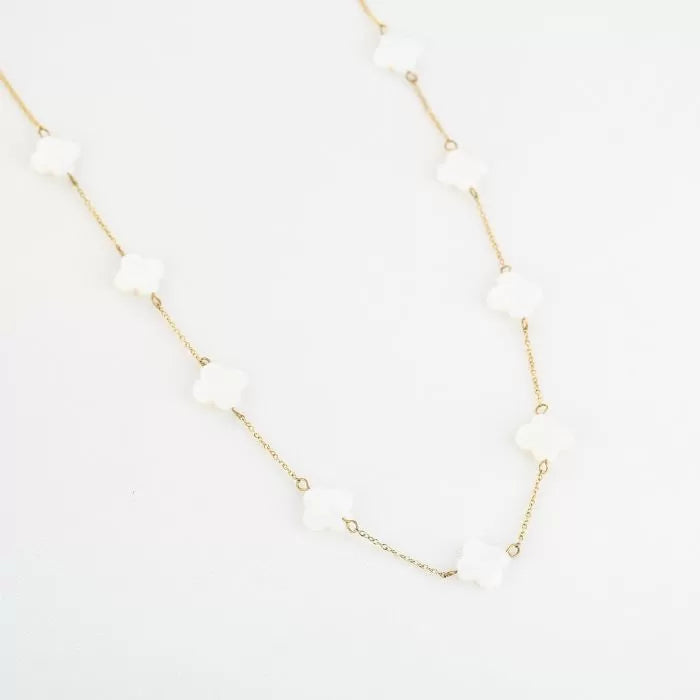 Pearl Clover Necklace
