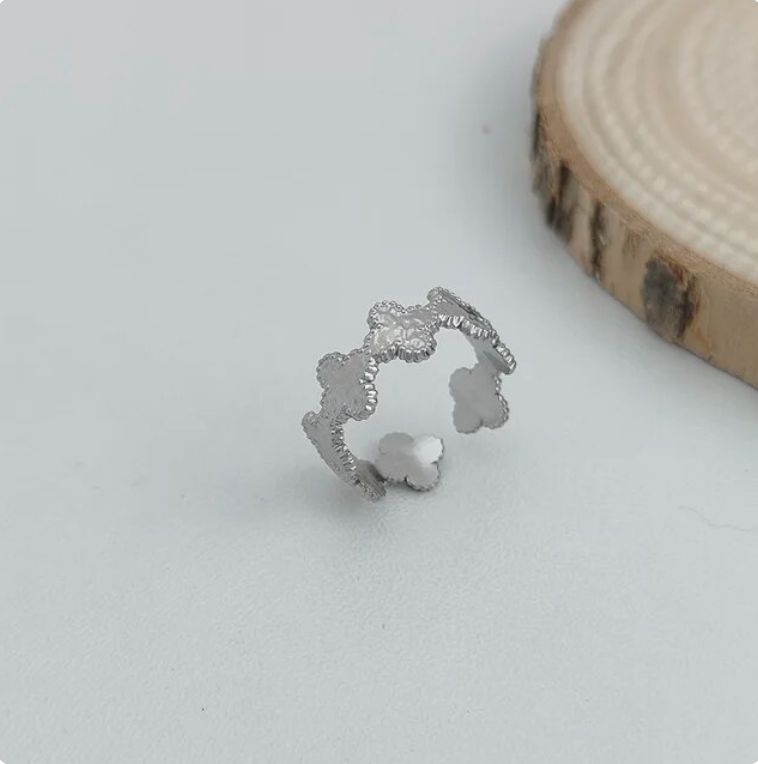 Clover Cuff Ring