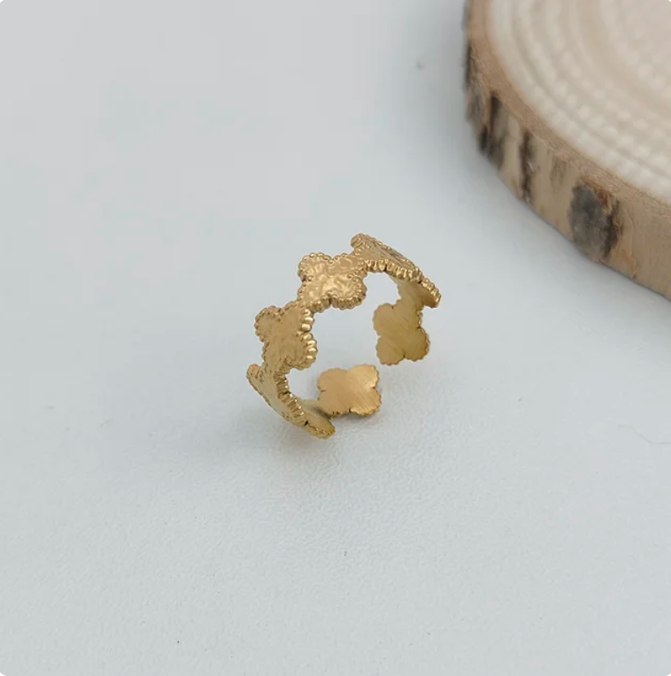 Clover Cuff Ring