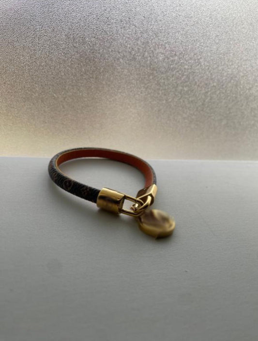 Leather Hanger Bracelet